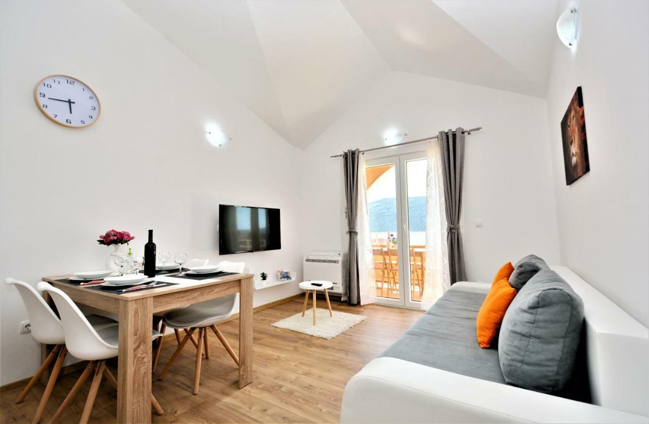 Apartman Mario Poljica  エクステリア 写真