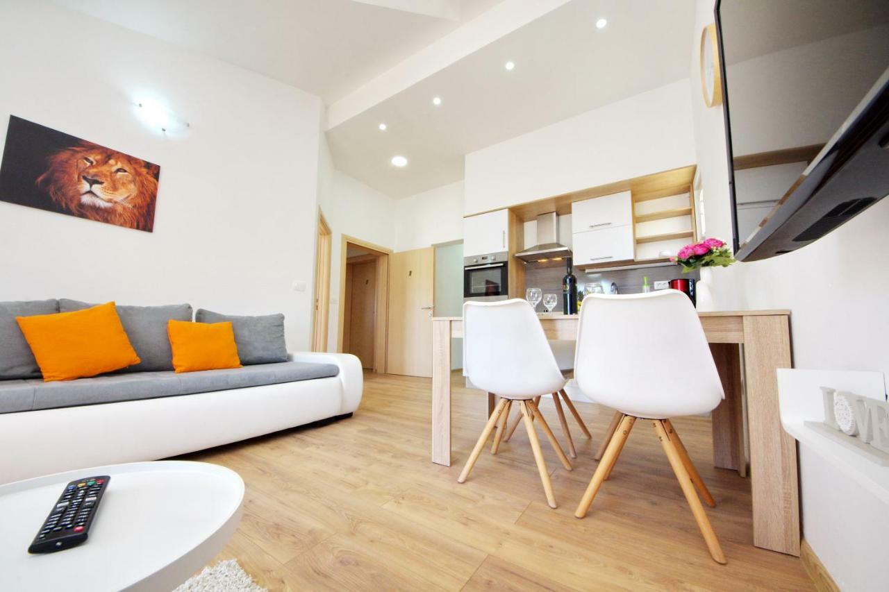 Apartman Mario Poljica  エクステリア 写真