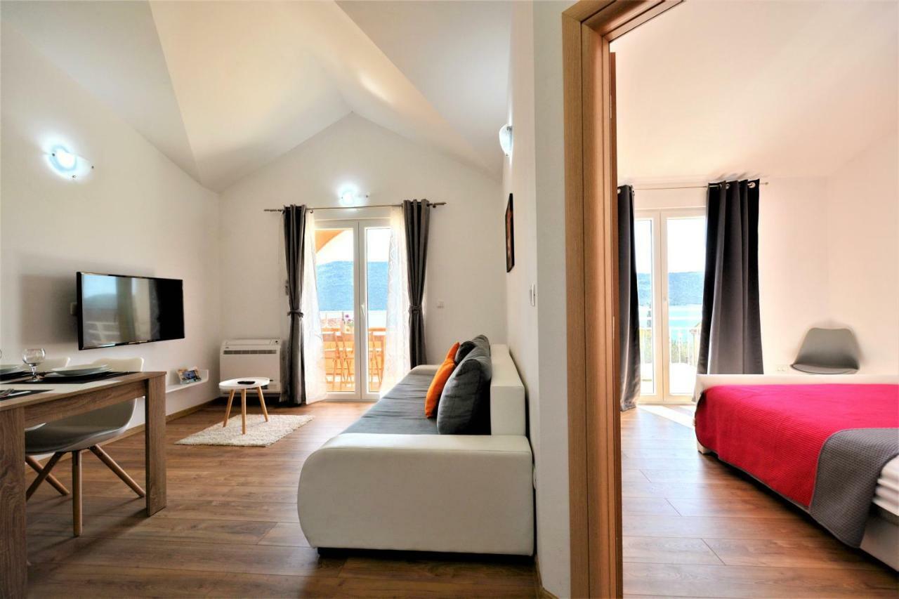 Apartman Mario Poljica  エクステリア 写真