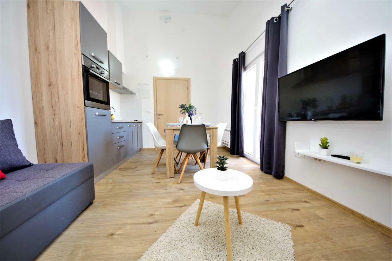 Apartman Mario Poljica  エクステリア 写真