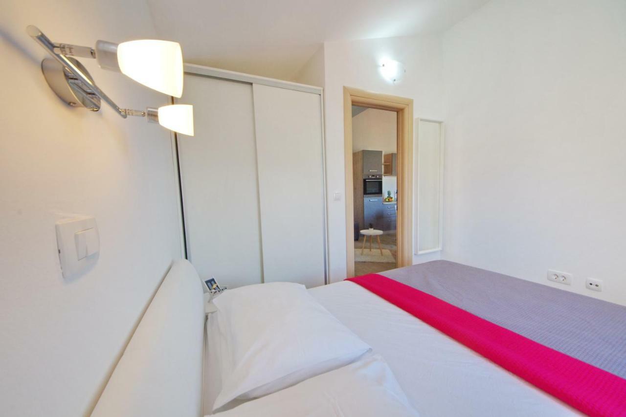 Apartman Mario Poljica  エクステリア 写真