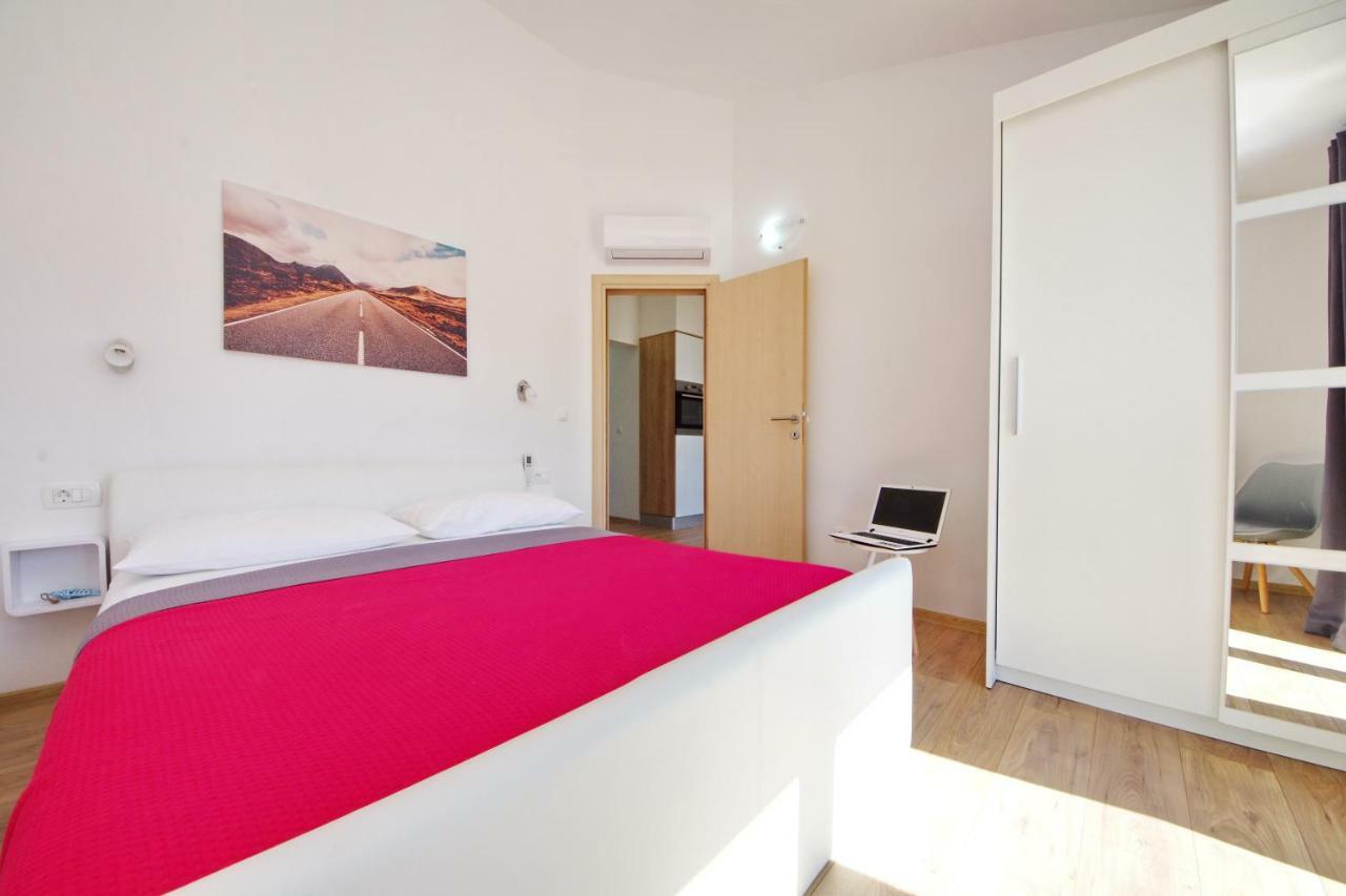Apartman Mario Poljica  エクステリア 写真